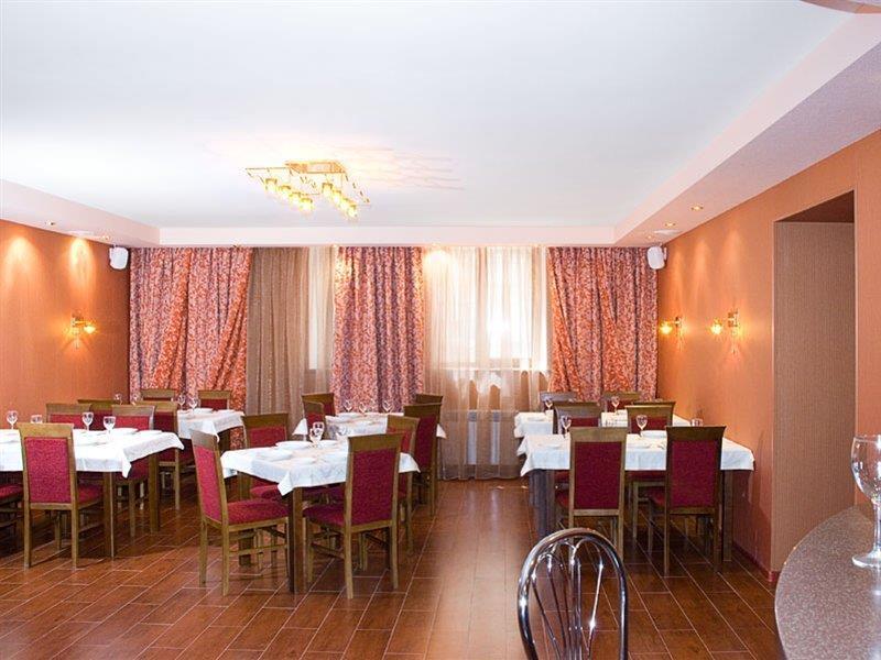 Kozatskiy Hotel Κίεβο Εστιατόριο φωτογραφία